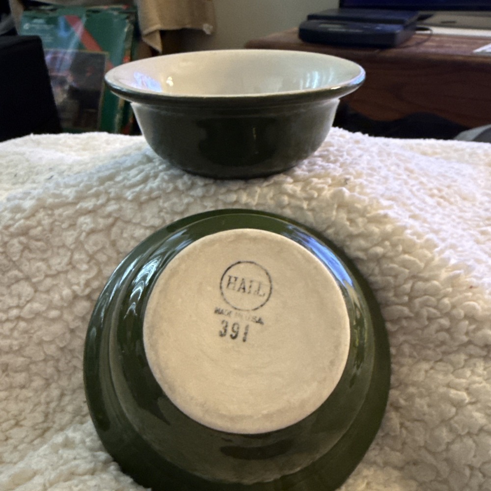 2 Green Vintage Hall stoneware made in the USA stamped 391 5 Inch Bowls